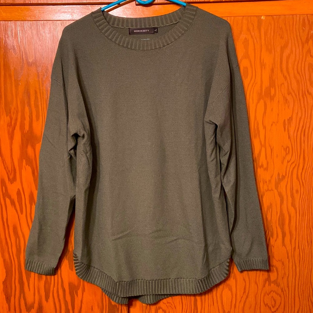 Women’s Large Sweater
